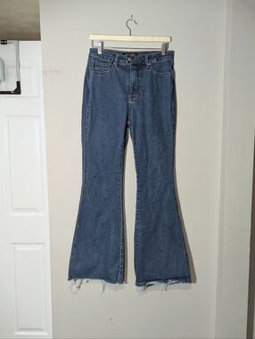 Judy Blue Medium Wash Flare Jeans Raw Hem Size 30